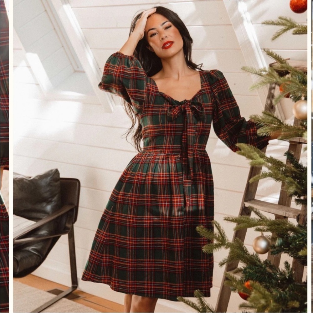 Ivy City Co Green and Red Plaid Long Sleeve Dress